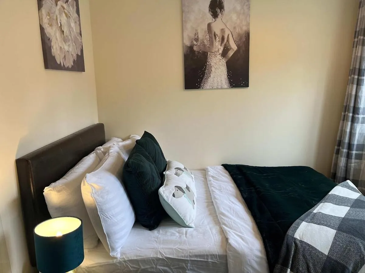 Stylish 2Br - Newcastle - City Centre & St James - Parking Newcastle upon Tyne
