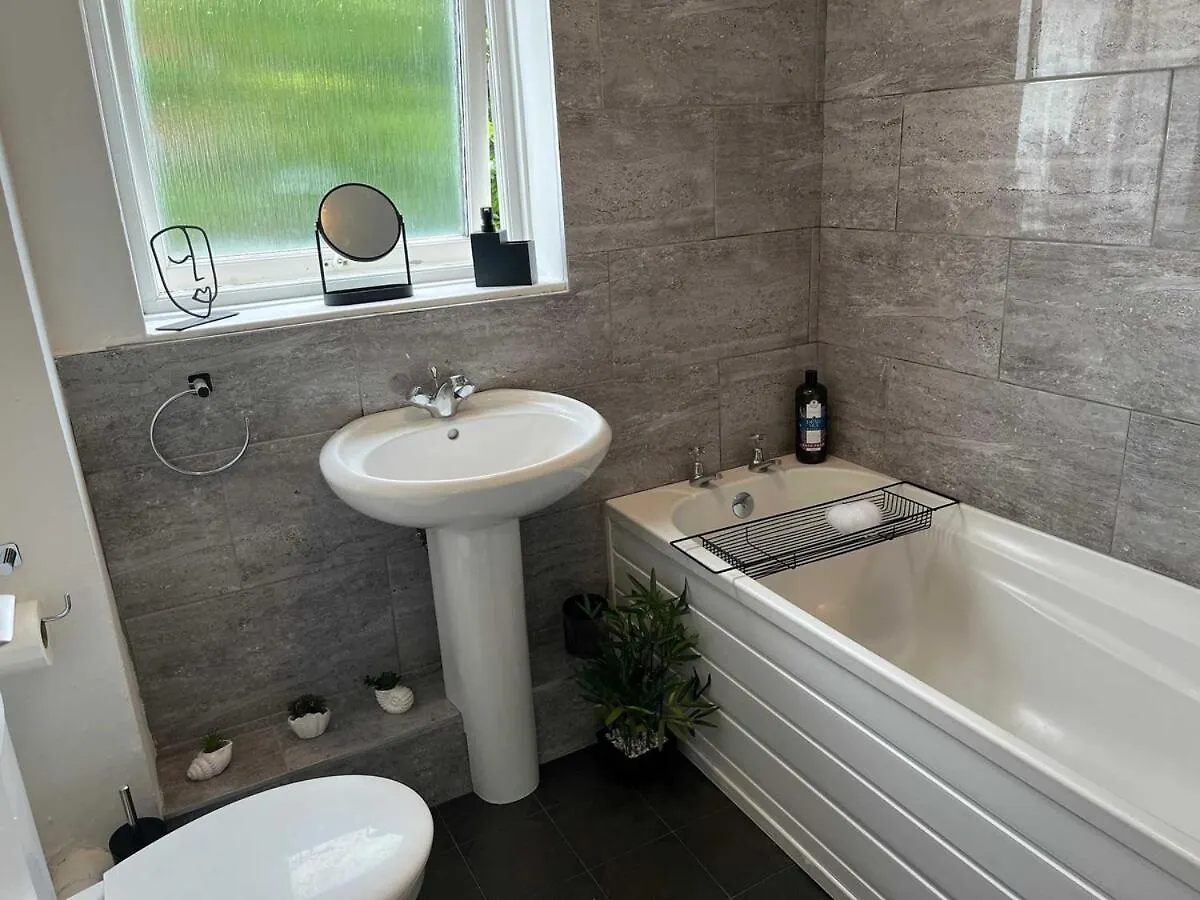 Apartment Stylish 2Br - Newcastle - City Centre & St James - Parking United Kingdom