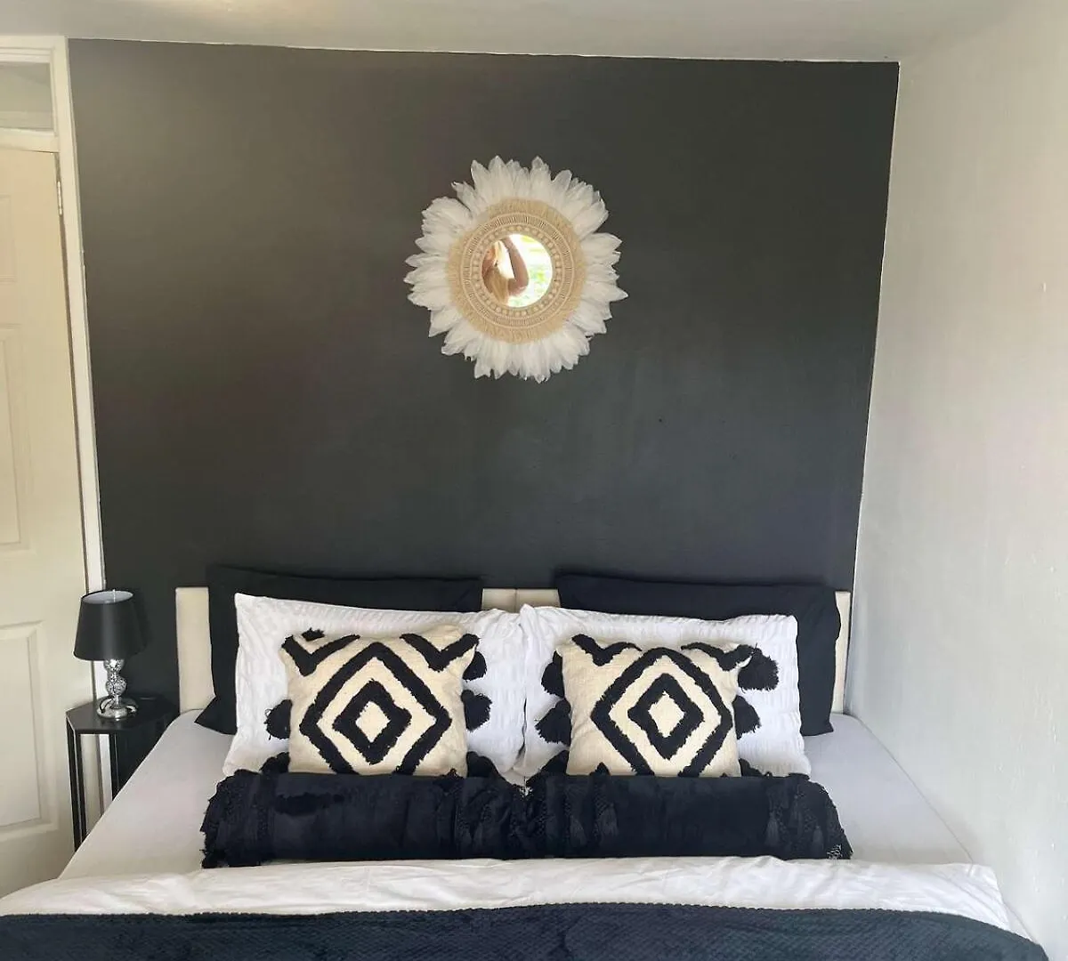 Stylish 2Br - Newcastle - City Centre & St James - Parking Apartment Newcastle upon Tyne