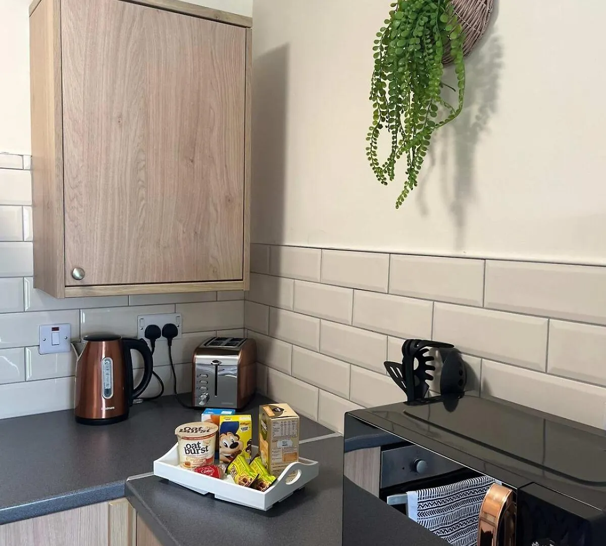 Stylish 2Br - Newcastle - City Centre & St James - Parking